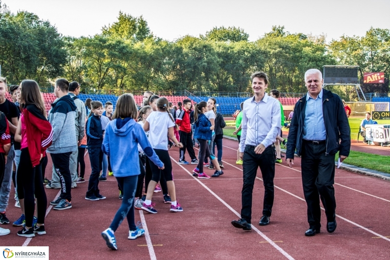 Diákok versenye a Városi Stadionban