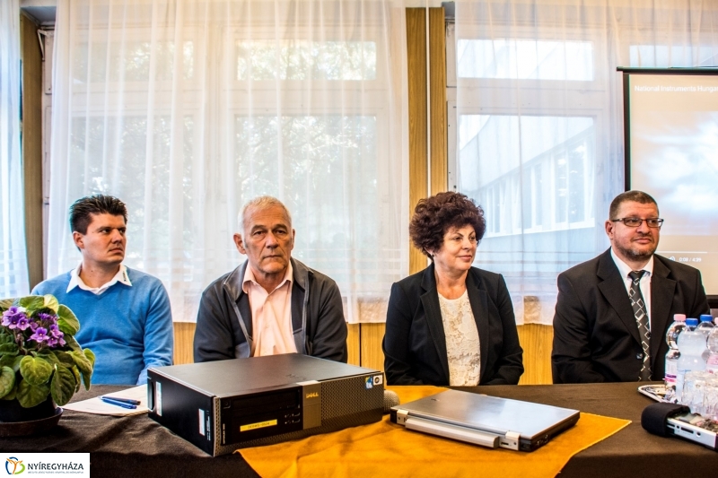 Számítógépekkel támogatják a Bánki Donát Műszaki Középiskolát