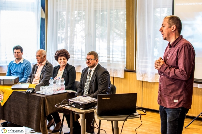 Számítógépekkel támogatják a Bánki Donát Műszaki Középiskolát