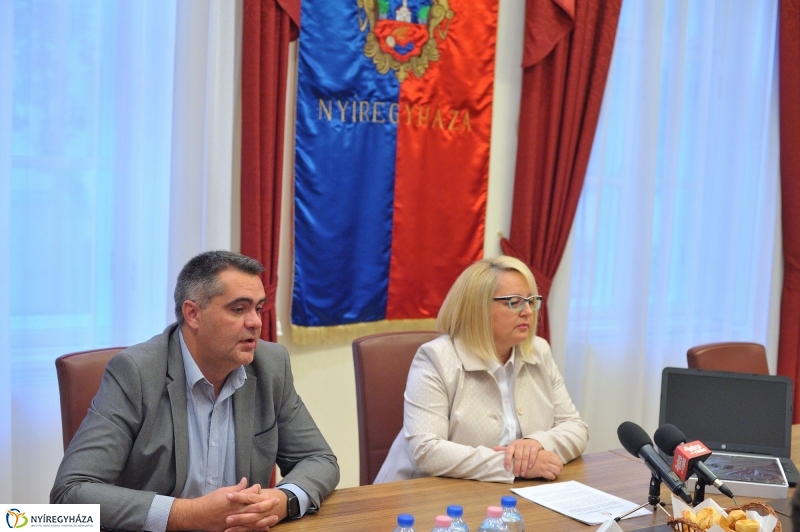 DM kezdődik a lakossági eszközosztás - fotó Szarka Lajos