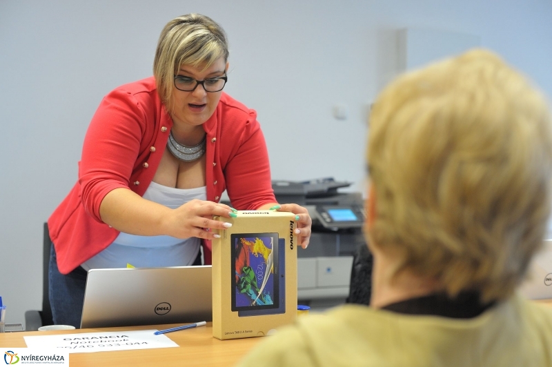 DM kezdődik a lakossági eszközosztás - fotó Szarka Lajos