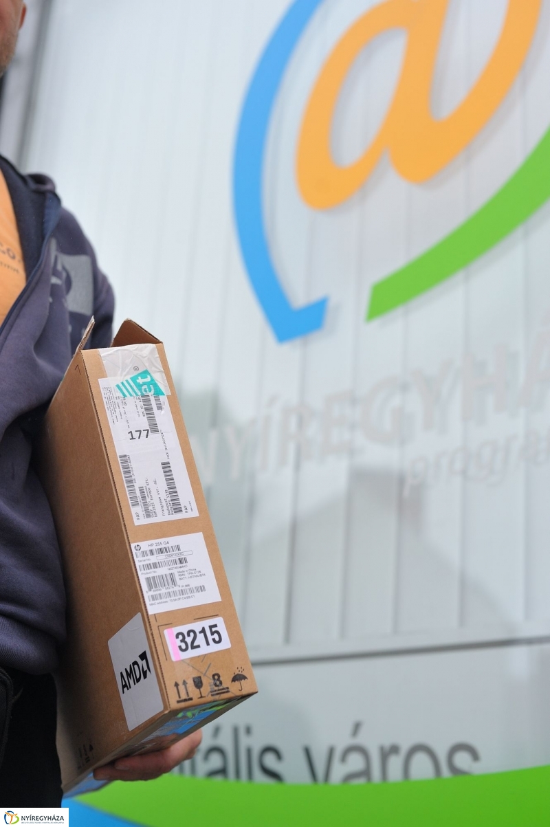 DM kezdődik a lakossági eszközosztás - fotó Szarka Lajos