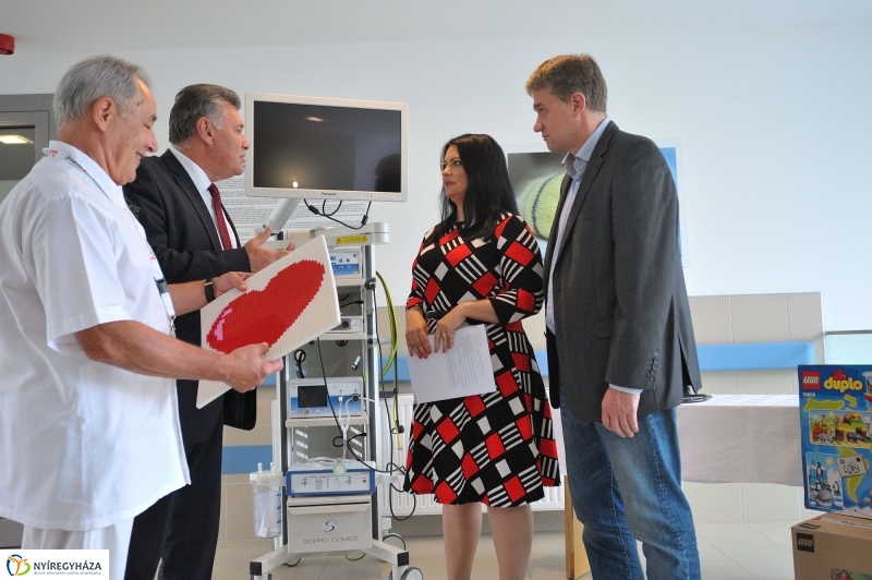 Gyermeksebészeti eszközök a LEGO-tól - fotó Szarka Lajos