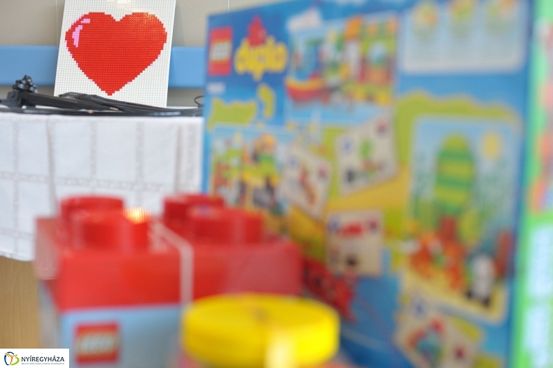Gyermeksebészeti eszközök a LEGO-tól - fotó Szarka Lajos