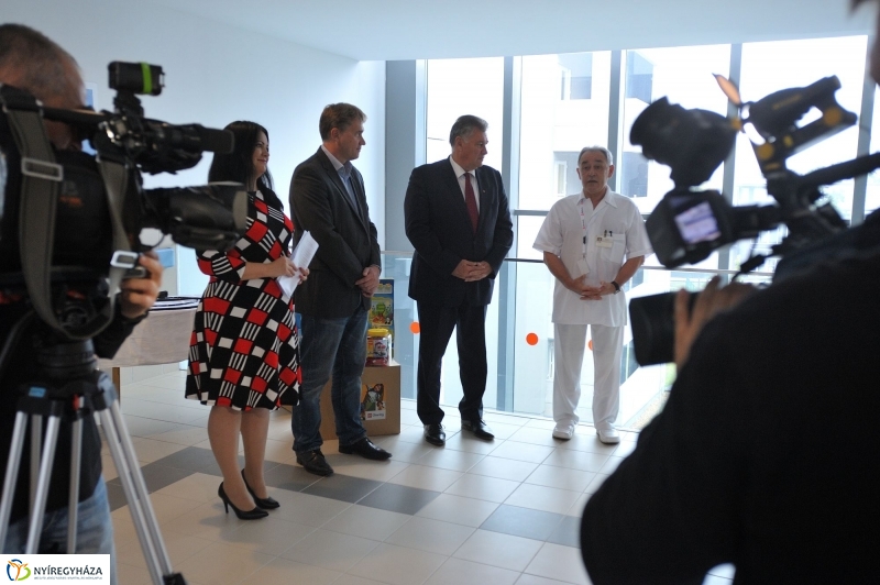 Gyermeksebészeti eszközök a LEGO-tól - fotó Szarka Lajos