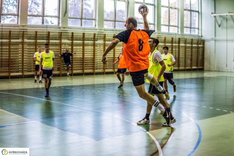 Öregdiákok a ZIG-ben