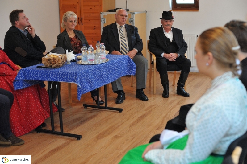 Tirpák lakodalom beharangozó - fotó Szarka Lajos