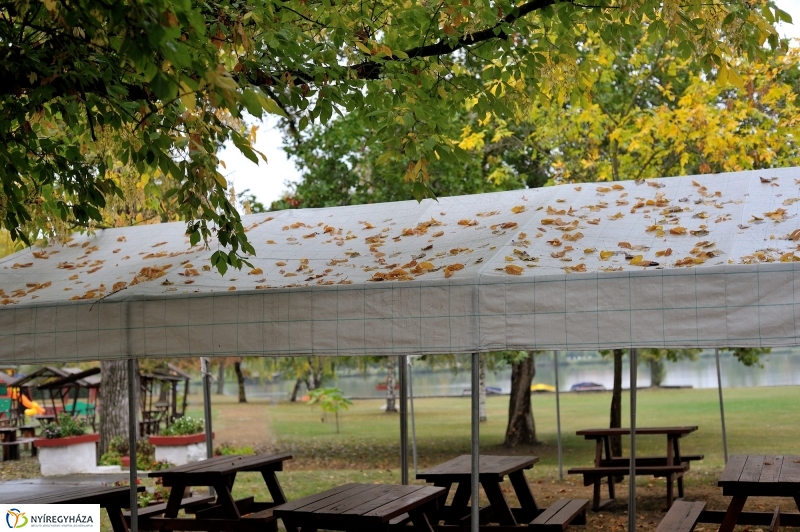 Egy esős őszi délután Sóstón - fotó Szarka Lajos