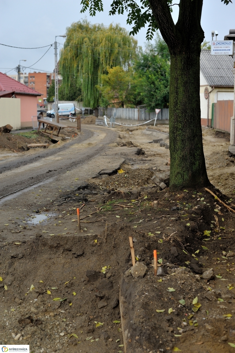 Munkálatok a Kígyó utcán 2 - fotó Szarka Lajos