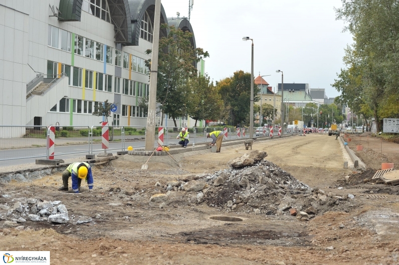 Elkezdődött a beruházás a Szegfű utcán X - fotó Szarka Lajos