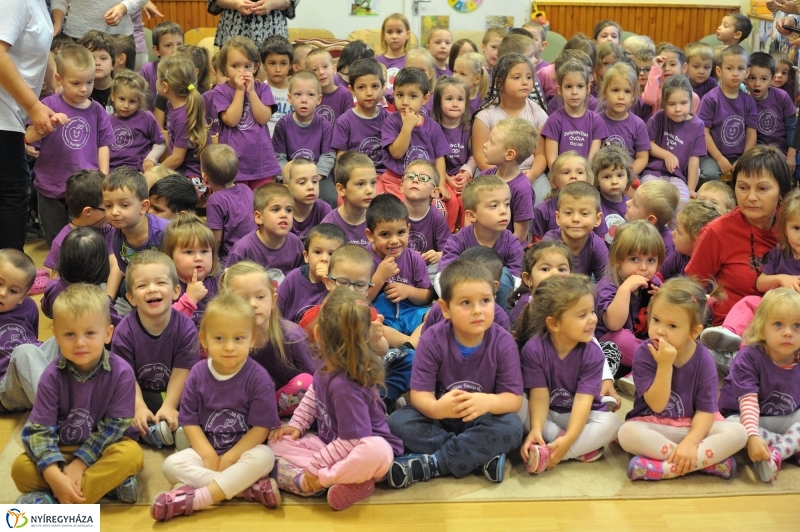 Jubileumi évforduló az Eszterlánc óvodában - fotó Szarka Lajos