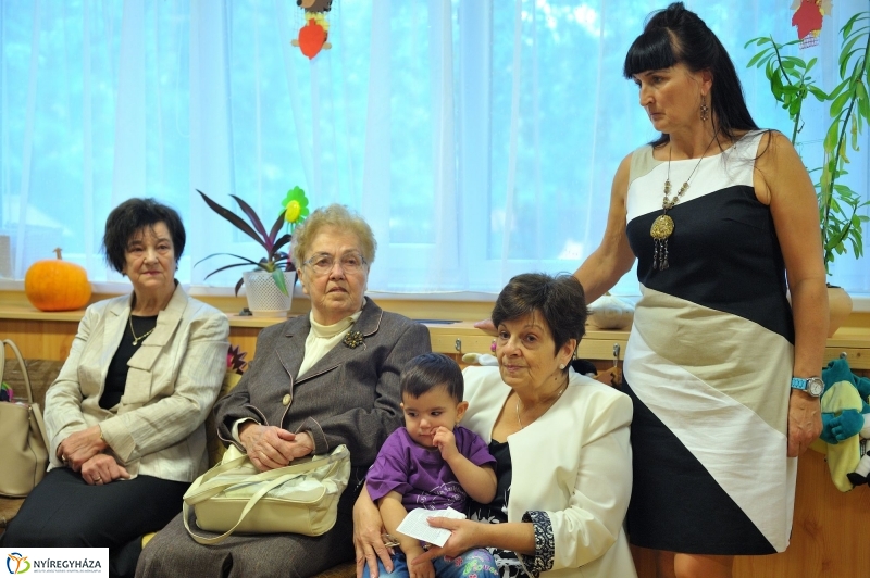 Jubileumi évforduló az Eszterlánc óvodában - fotó Szarka Lajos