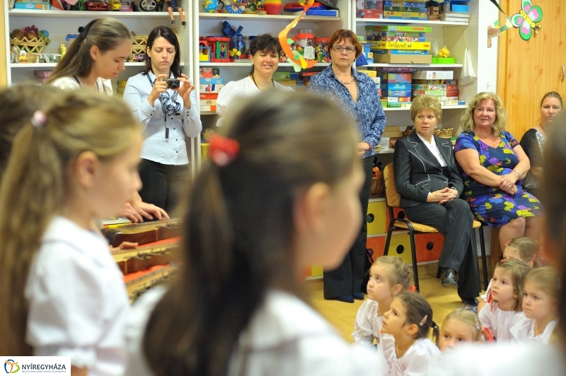 Jubileumi évforduló az Eszterlánc óvodában - fotó Szarka Lajos