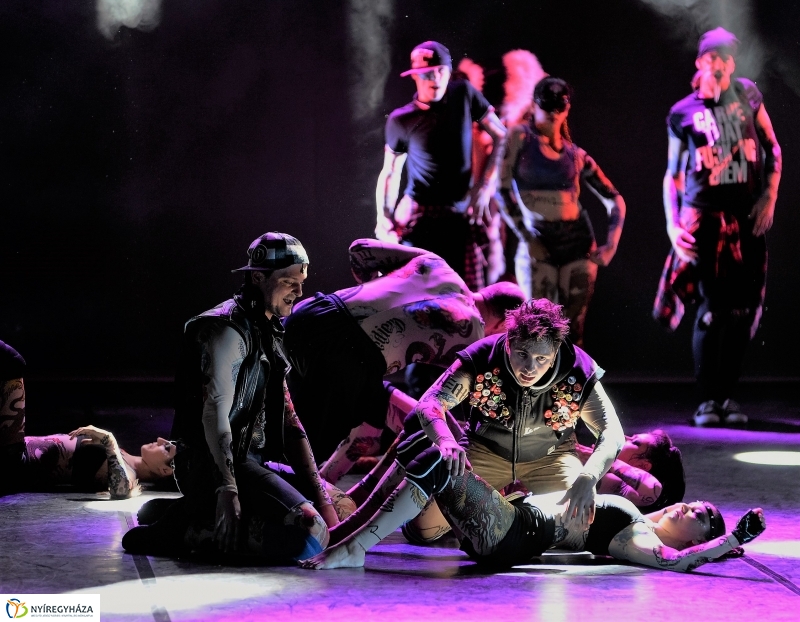 Képzelt riport egy amerikai popfesztiválról-sajtófotózás