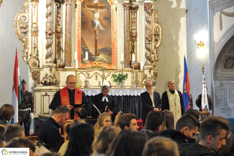 Aradi vértanúkra emlékeztek - fotó Szarka Lajos