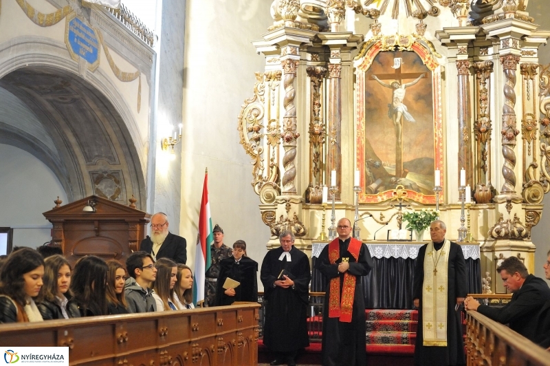 Aradi vértanúkra emlékeztek - fotó Szarka Lajos