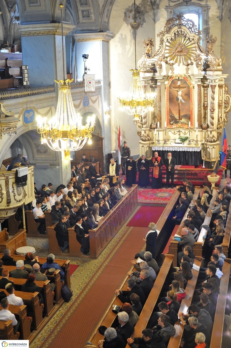 Aradi vértanúkra emlékeztek - fotó Szarka Lajos