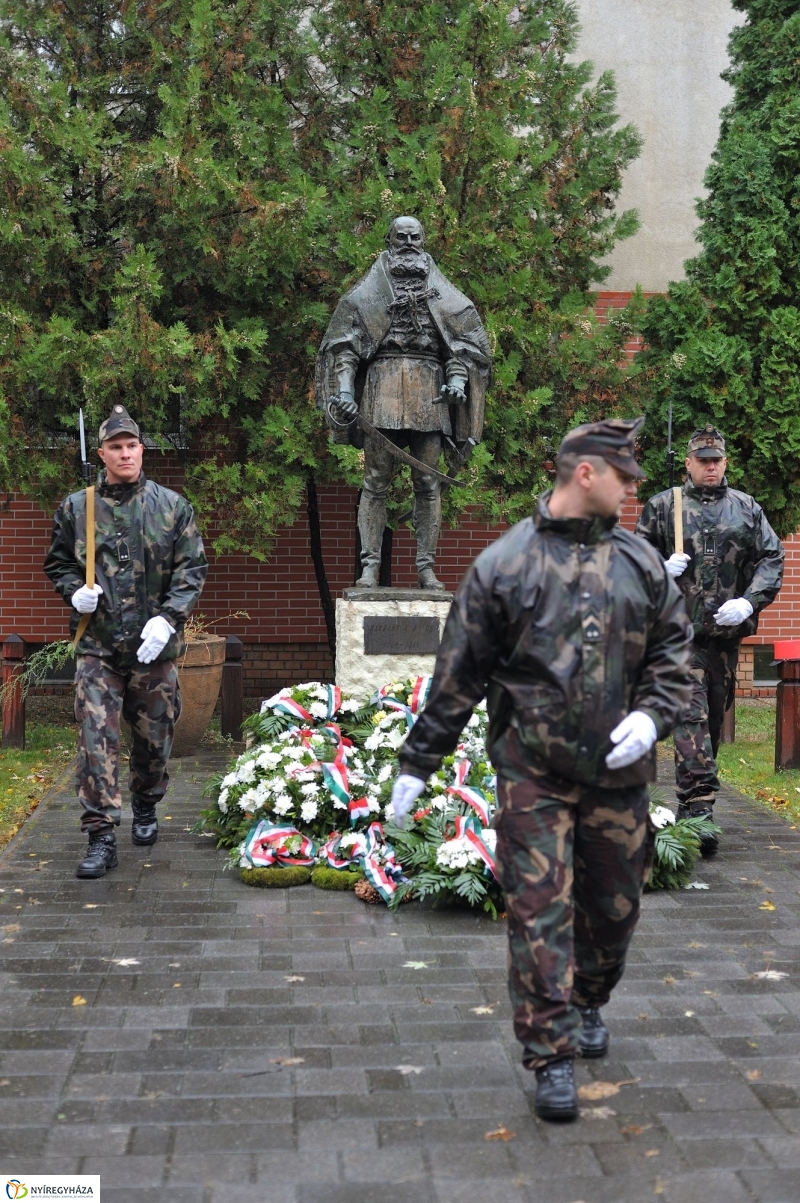 Megemlékezés a vértanúkra - fotó Szarka Lajos