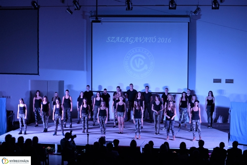 Szalagavató a Vasvári Pál Gimnáziumban