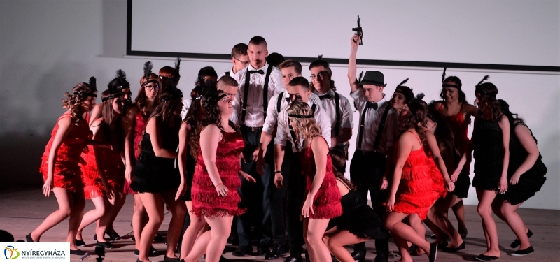 Szalagavató a Vasvári Pál Gimnáziumban