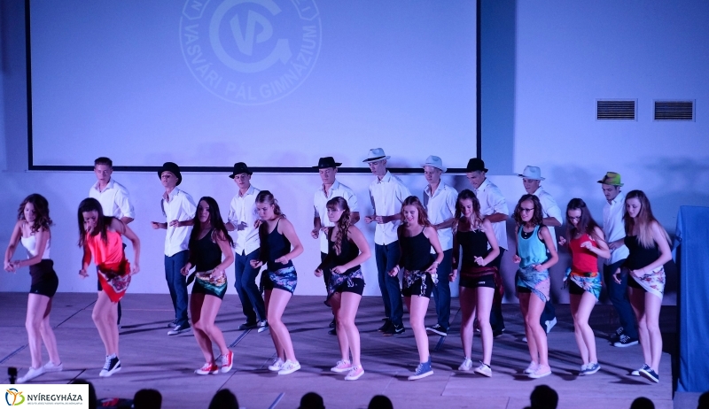 Szalagavató a Vasvári Pál Gimnáziumban