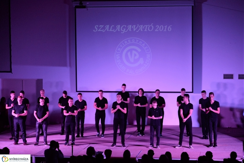 Szalagavató a Vasvári Pál Gimnáziumban