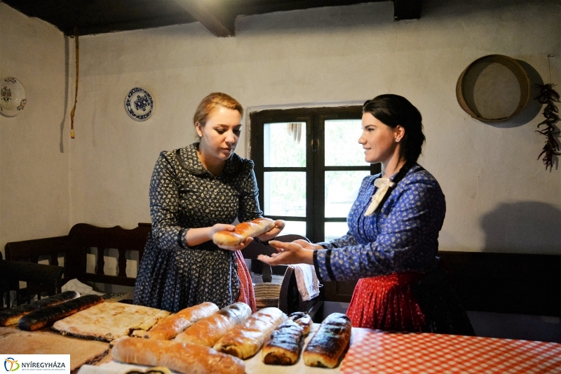 A kalács is kisült a Tirpák Lakodalom vendégei részére