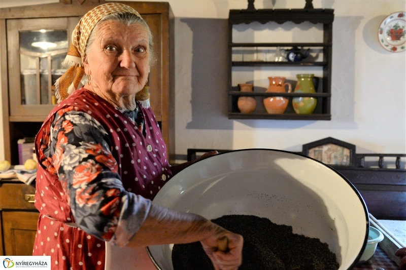 A kalács is kisült a Tirpák Lakodalom vendégei részére