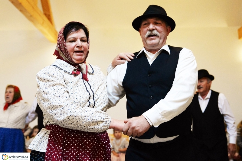 A kalács is kisült a Tirpák Lakodalom vendégei részére