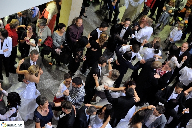 Szalagavató műsor a Szent Imre gimnáziumban - fotó Szarka Lajos