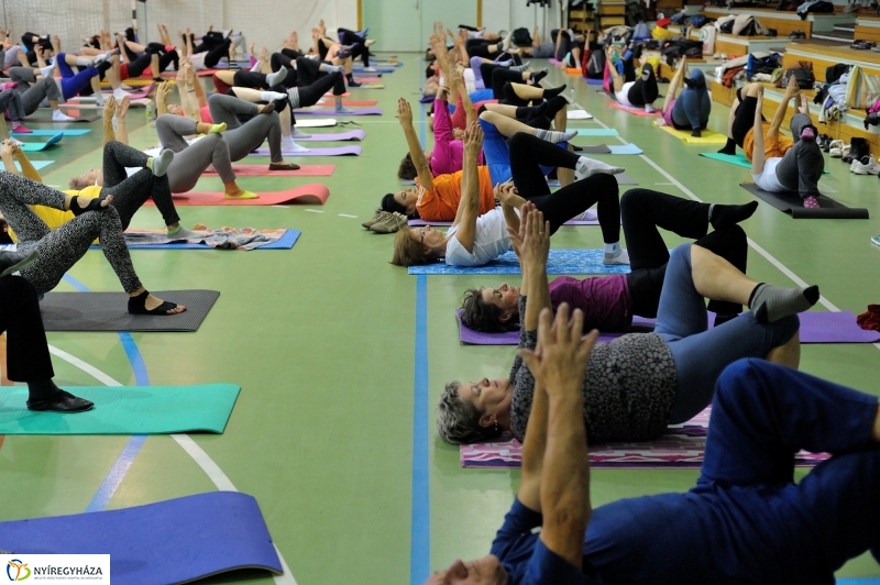 Mozdulj Nyíregyháza gerinctorna - fotó Szarka Lajos