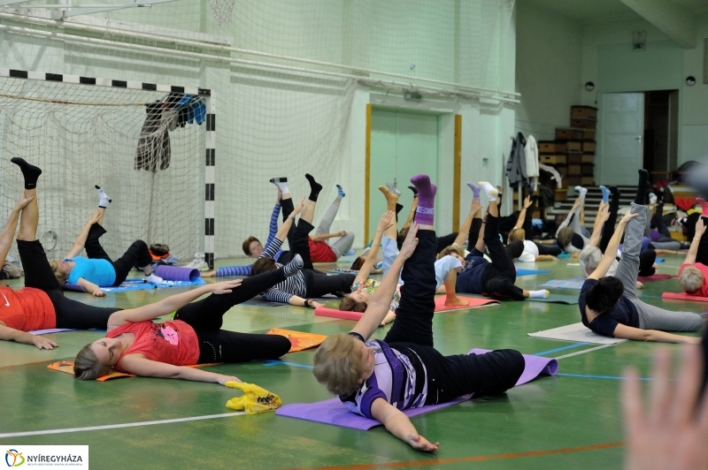 Mozdulj Nyíregyháza gerinctorna - fotó Szarka Lajos