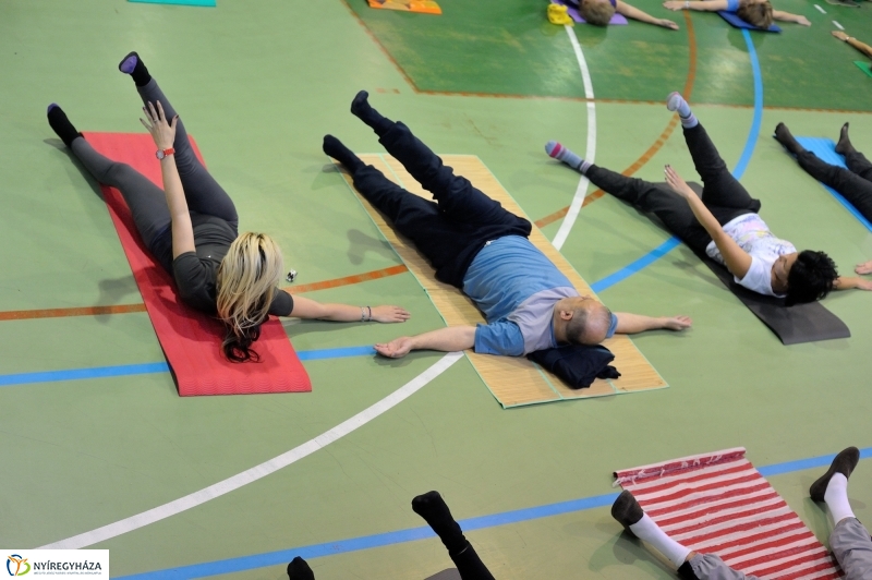 Mozdulj Nyíregyháza gerinctorna - fotó Szarka Lajos