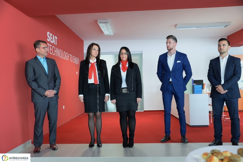 SEAT szalon nyitó Nyíregyházán