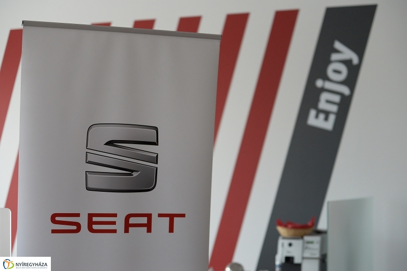 SEAT szalon nyitó Nyíregyházán