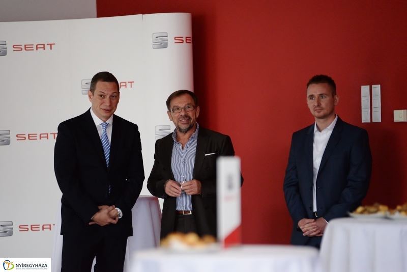 SEAT szalon nyitó Nyíregyházán