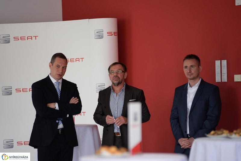 SEAT szalon nyitó Nyíregyházán