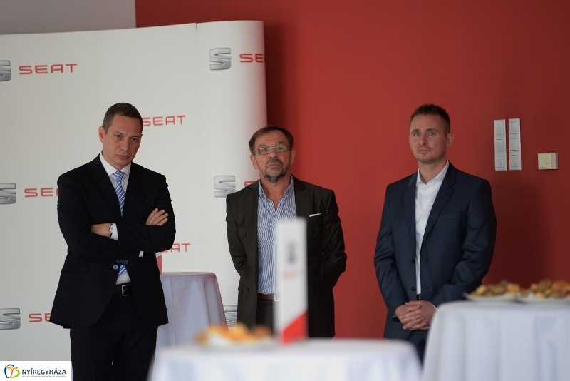 SEAT szalon nyitó Nyíregyházán