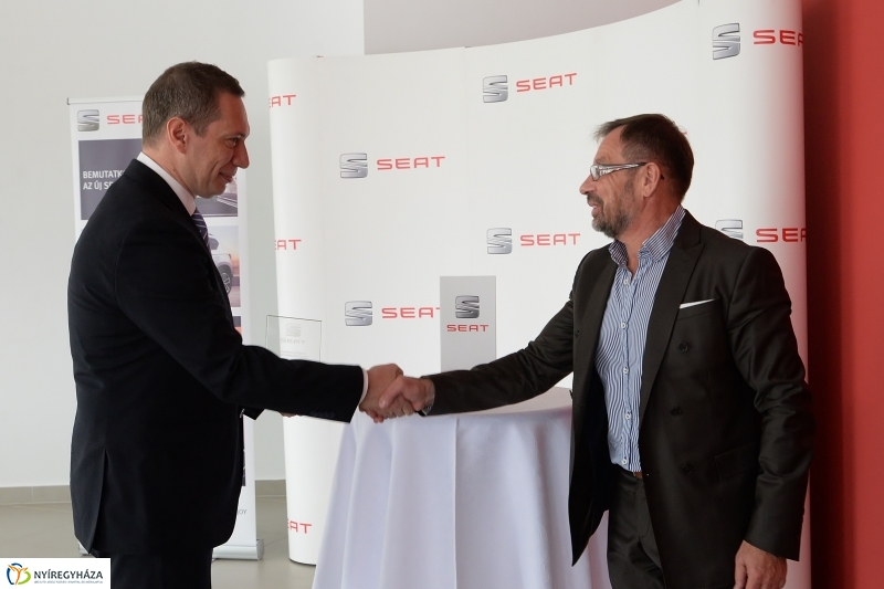 SEAT szalon nyitó Nyíregyházán