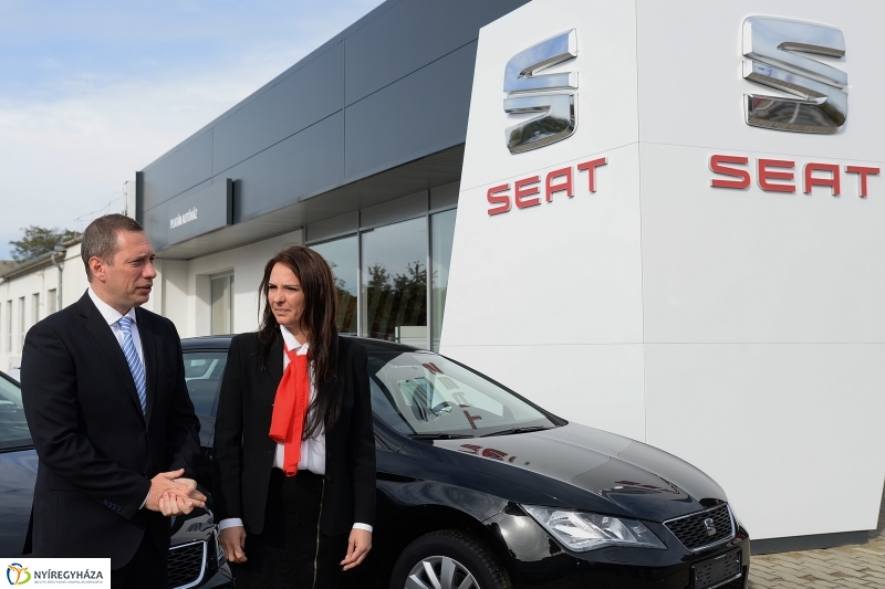 SEAT szalon nyitó Nyíregyházán
