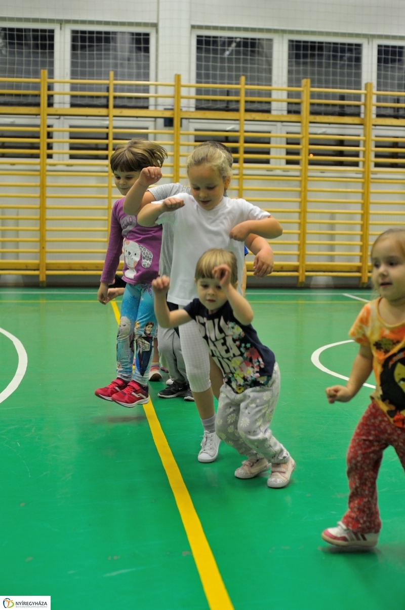 Mozdulj Nyíregyháza 2016 zenés gyerek torna - fotó Szarka Lajos