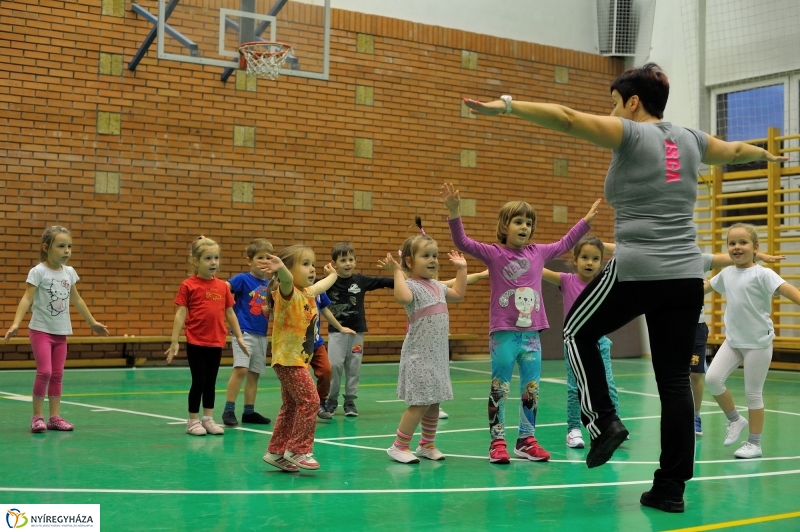 Mozdulj Nyíregyháza 2016 zenés gyerek torna - fotó Szarka Lajos