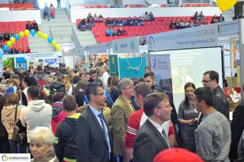 Pályaválasztási Kiállítás 2016 - fotó Szarka Lajos