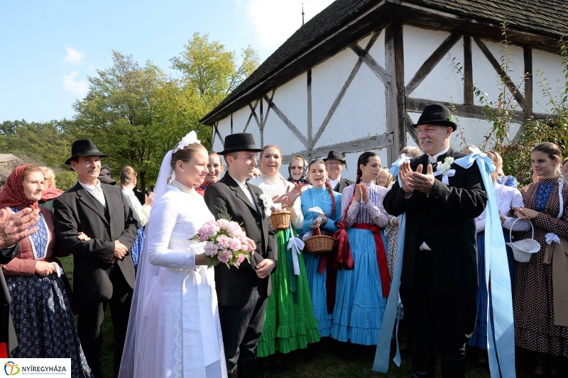 Tirpák lakodalom a Múzeumfaluban