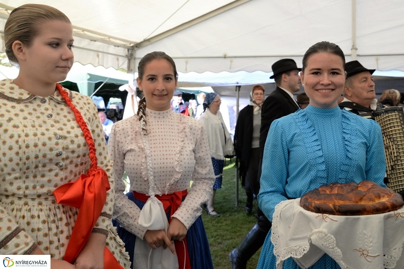 Tirpák lakodalom a Múzeumfaluban