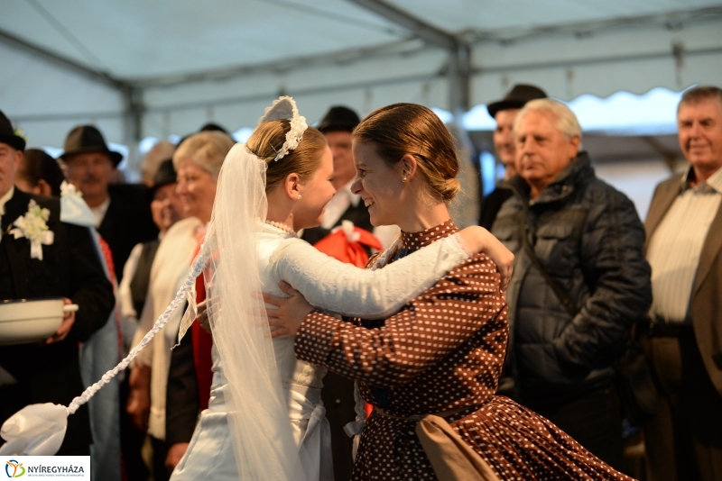 Tirpák lakodalom a Múzeumfaluban