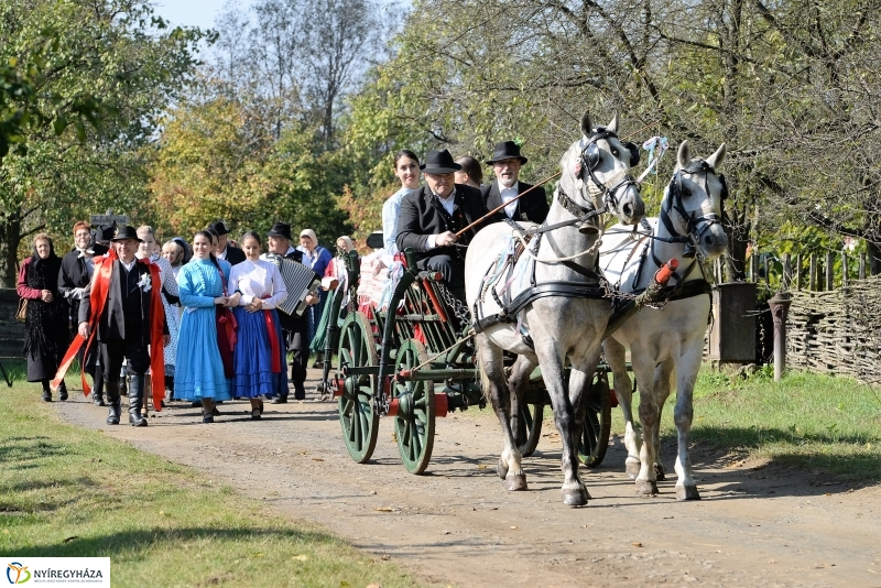 Tirpák lakodalom a Múzeumfaluban