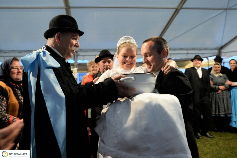 Tirpák lakodalom a Múzeumfaluban