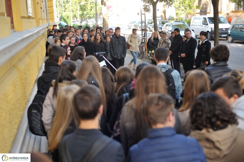 Krúdy Gyula emlék koszorúzás - fotó Szarka Lajos