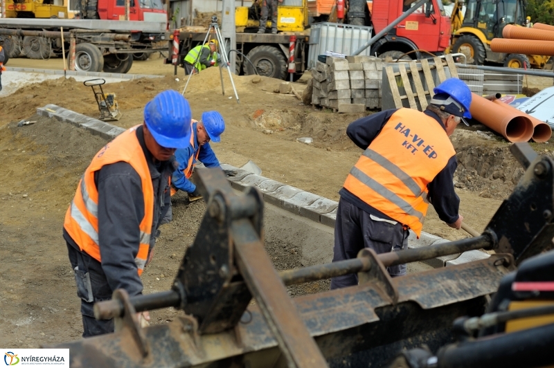 Munkálatok a Kígyó utcán 3 - fotó Szarka Lajos